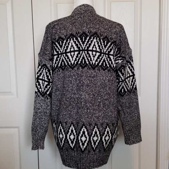 Vince Camuto Fair Isle Cardigan - Picture 2 of 5